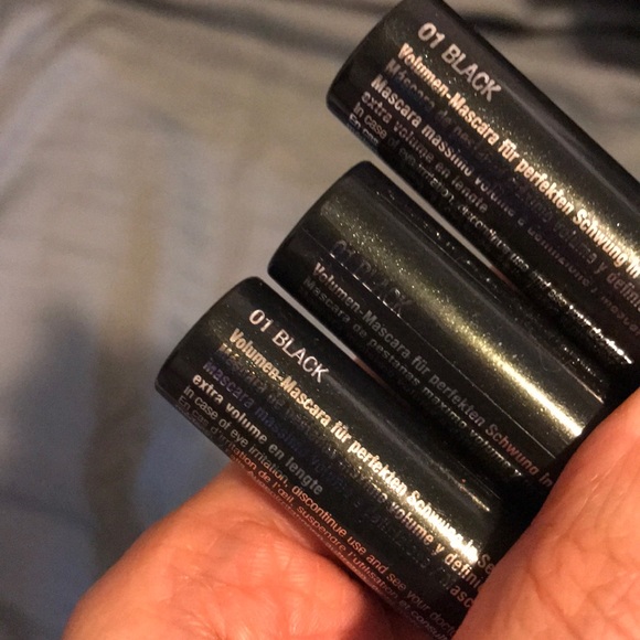 Clinique 8 pieces travel size - Picture 6 of 8